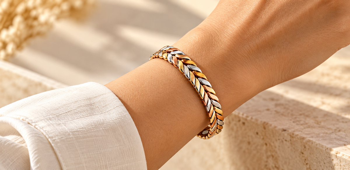 TRIANA| Pulsera Rígida de Cobre Trenzada Tricolor con Imanes