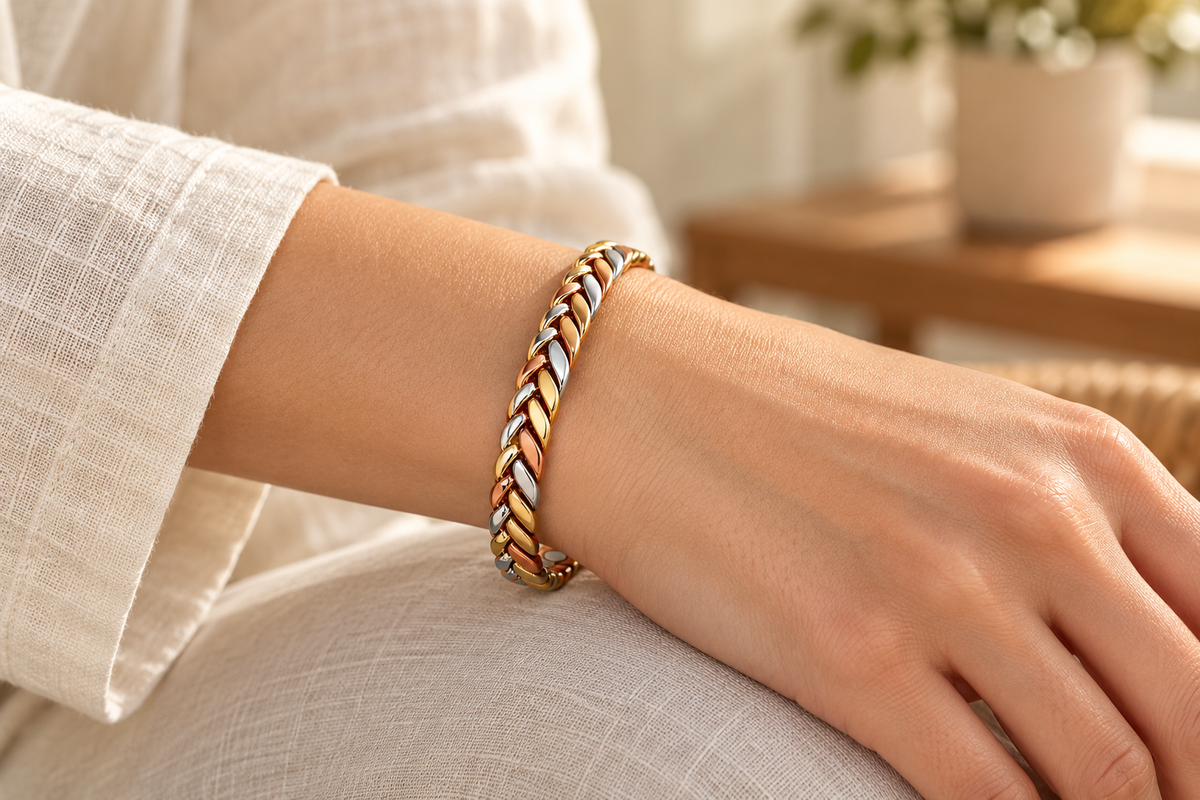 TRIANA| Pulsera Rígida de Cobre Trenzada Tricolor con Imanes